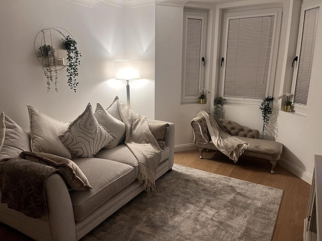 Gorgeous 2 Floor 3 Bed Apartment St Leonards-on-Sea المظهر الخارجي الصورة