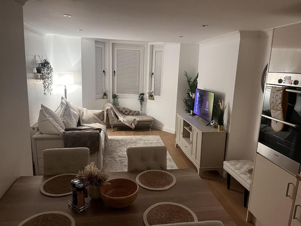 Gorgeous 2 Floor 3 Bed Apartment St Leonards-on-Sea المظهر الخارجي الصورة